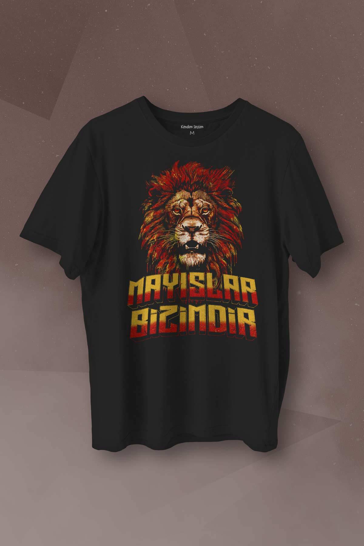 Aslan Kafası Sarı Kırmızı Yeleli Lion Baskılı Tişört Mayıslar Bizimdir