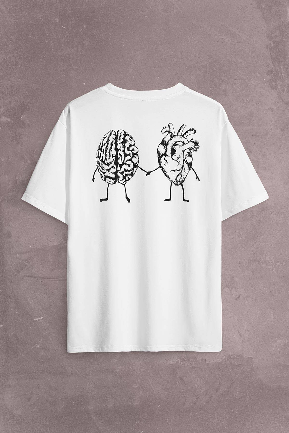 Kalp Ve Beyin Aşk Akıl Mantık El Ele Duygusal Zeka Sırt Ön Baskılı Beyaz Oversize Tişört Unisex