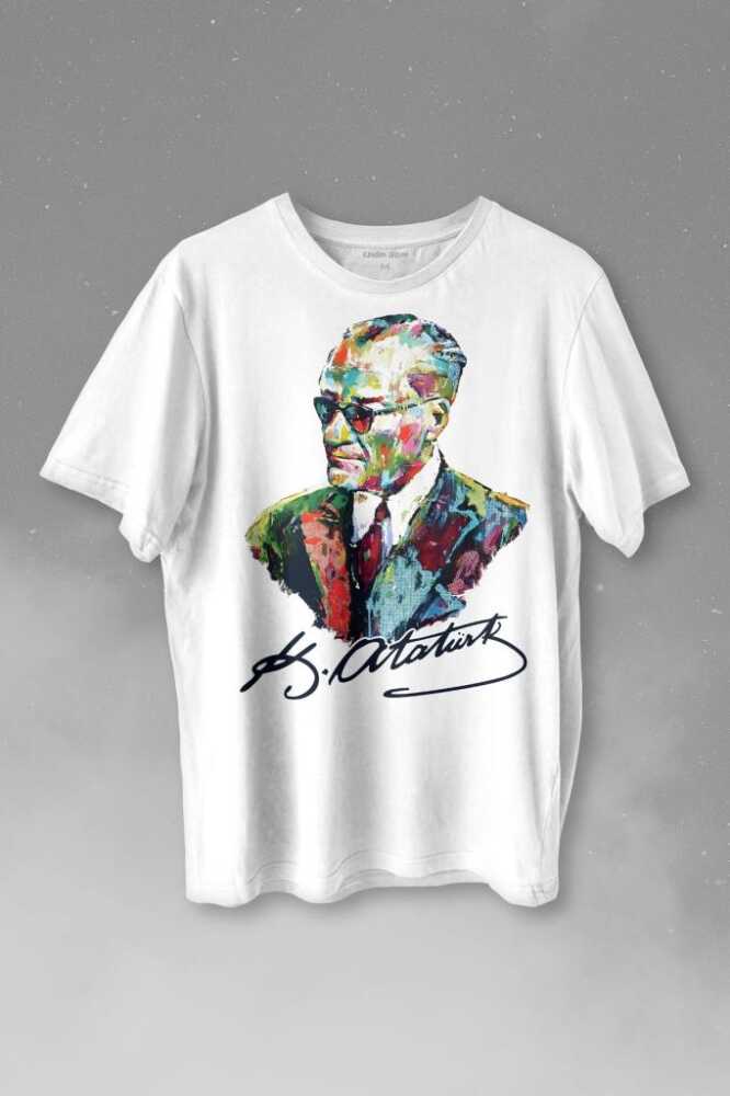 Karizma Gözlüklü Gazi Mustafa Kemal Atatürk Portresi Baskılı Beyaz Tişört Unisex