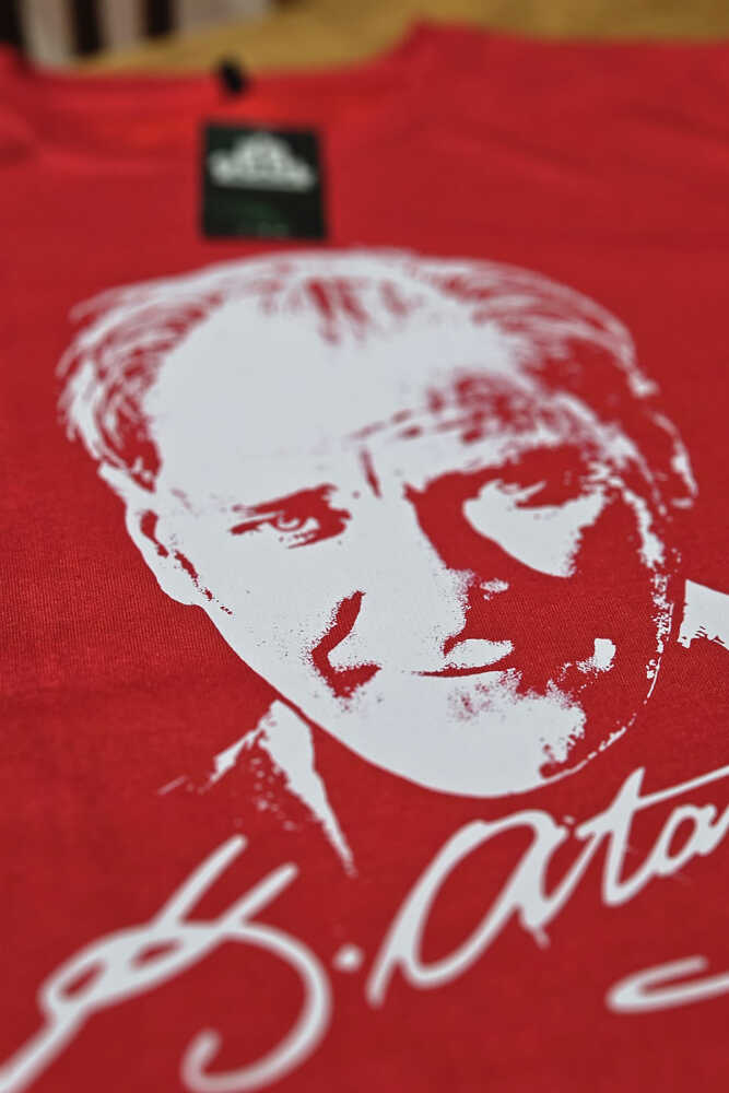 Mustafa Kemal Atatürk İmzası 29 Ekim Cumhuriyet  İmza 10 Kasım Baskılı Sweatshirt Kırmızı Sweat (1)