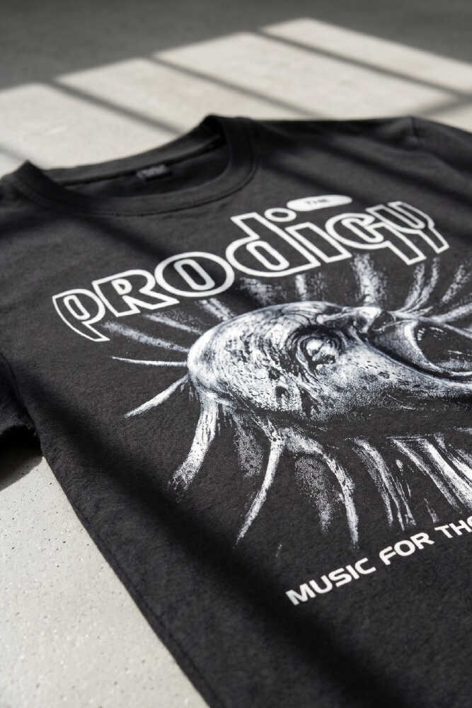 Siyah Tişört The Prodigy Electronic Punk Rave Techno Music EDM Baskılı Unisex Regular (1)