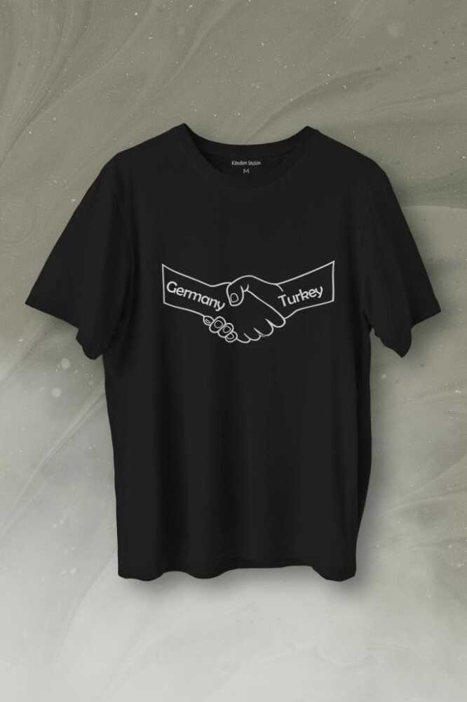 Ülke Dostluk Türkiye Almanya Friends El Tokalaşma Baskılı Siyah Tişört Unisex