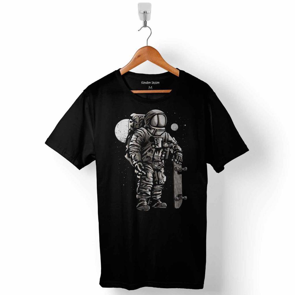Uzayda Kaykay Tutan Astronot Ay Nasa Uzay Cosmos Baskılı Tişört Unisex