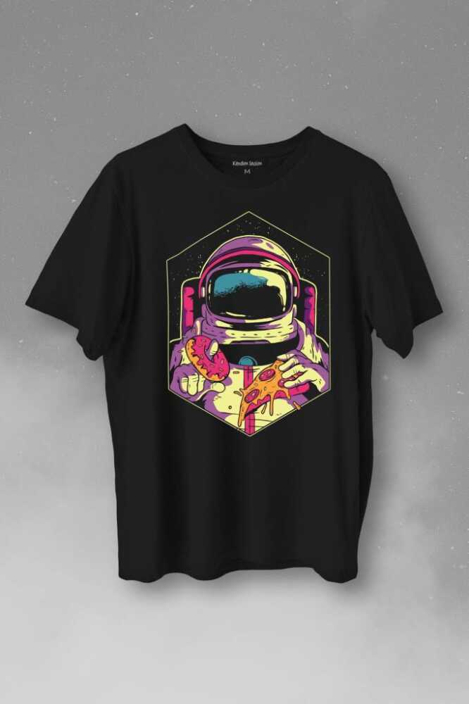 Uzayda Yemek Donut Pizza Yiyen Astronot Cosmos Baskılı Siyah Tişört Unisex